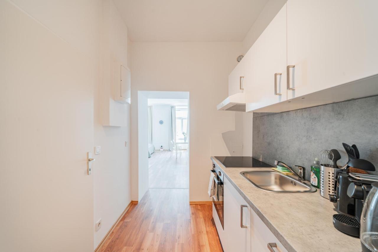 Central Appartment ウィーン エクステリア 写真